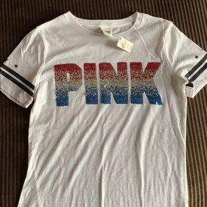 White t-shirt